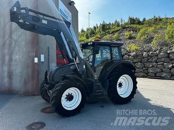 Valtra N 121 Traktory
