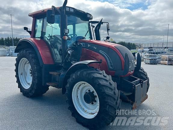 Valtra N142 D Traktory