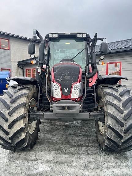 Valtra N163 Traktory