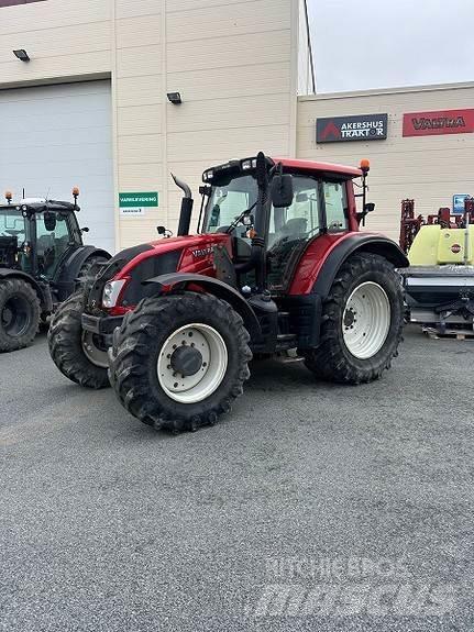 Valtra N163 Direct Traktory