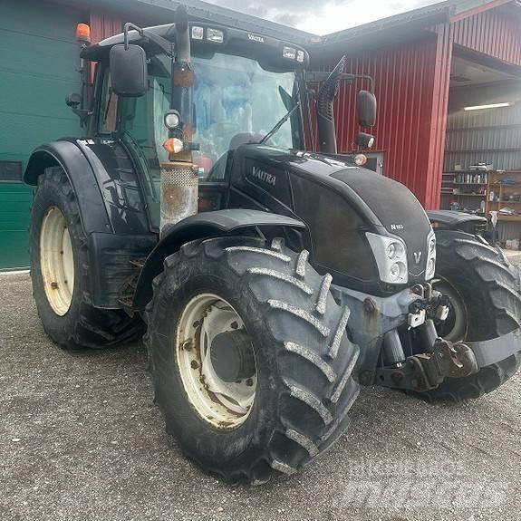Valtra N163 Direct Traktory