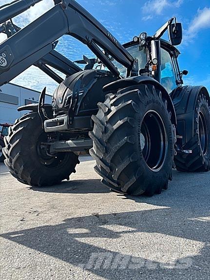 Valtra N174 Direct Traktory