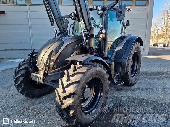 Valtra N175 Traktory