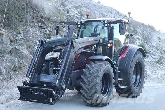 Valtra N175 Versu Traktory
