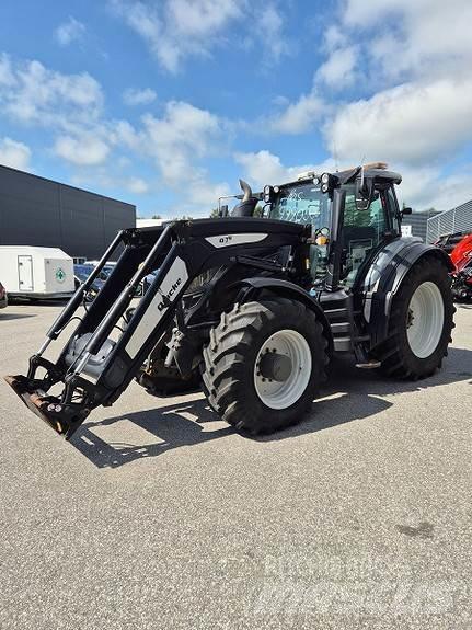 Valtra T 234 Versu Traktory