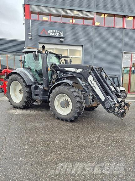 Valtra T 234 Versu Traktory