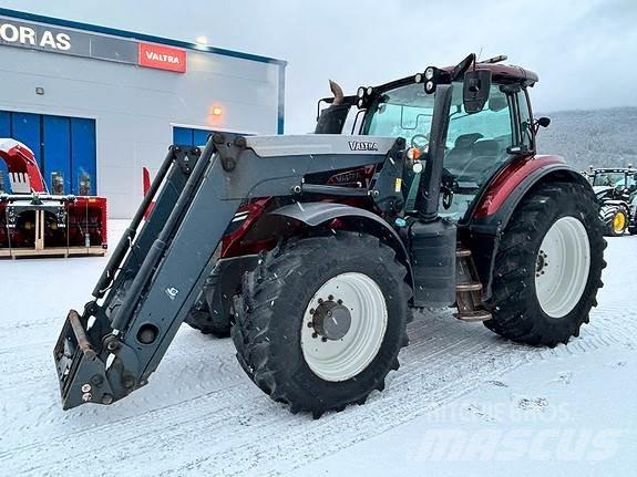 Valtra T174eD Traktory