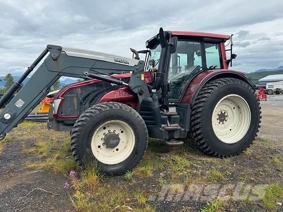 Valtra T203 Traktory