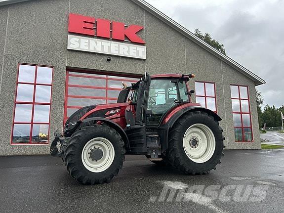Valtra T234 Traktory
