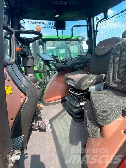 Valtra T234D Traktory