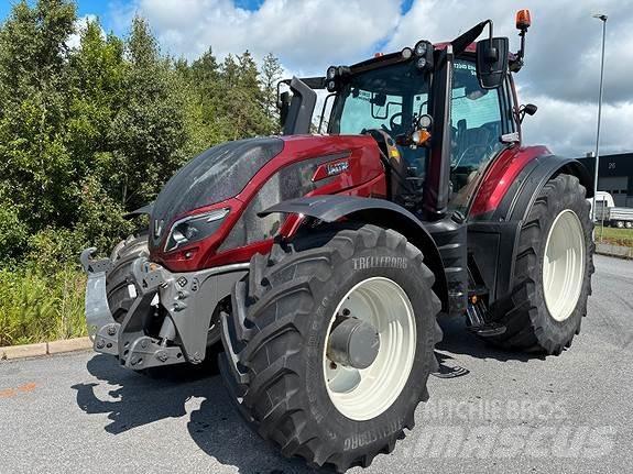Valtra T234D Traktory