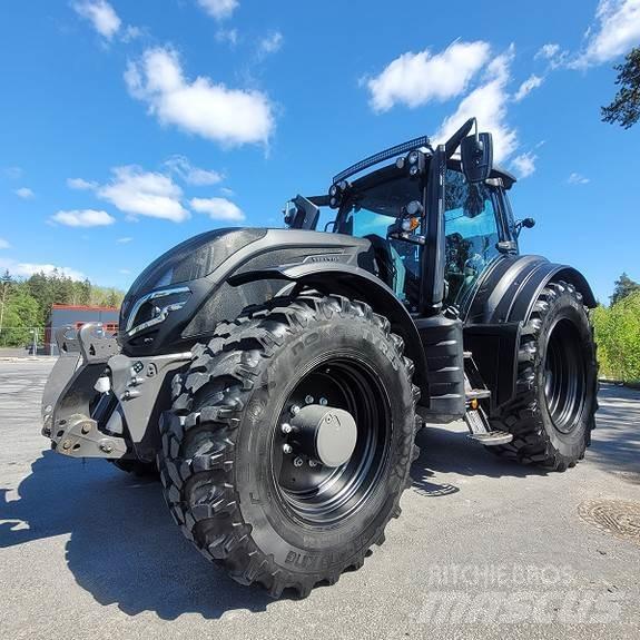 Valtra T235 Direct Traktory