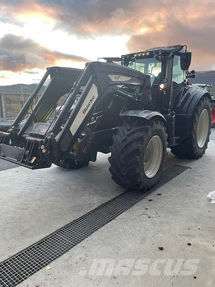 Valtra T235 Direct Traktory