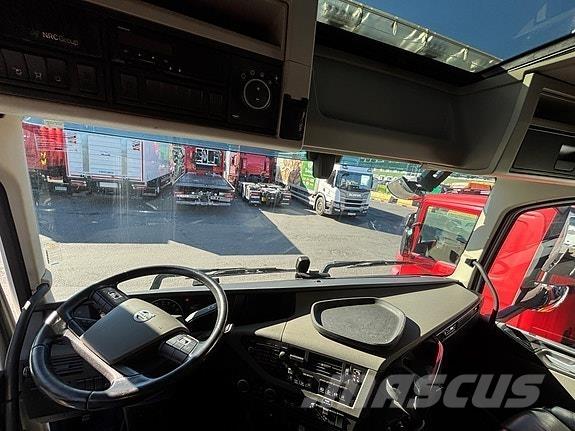 Volvo  Lanový nosič kontejnerů