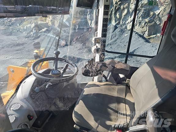 Volvo L110H Kolové nakladače