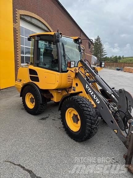 Volvo L20F Kolové nakladače