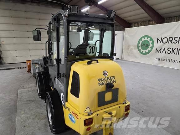 Wacker Neuson WL25 Nosiče nářadí