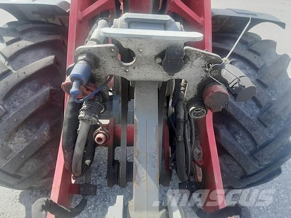 Weidemann 1880 Smykem řízené nakladače