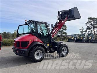 Yanmar V7 Kolové nakladače
