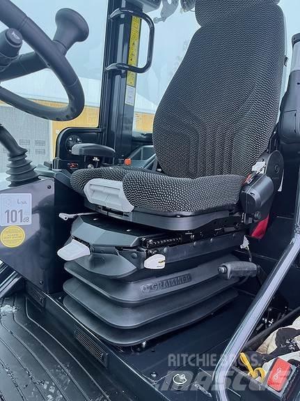 Yanmar V7 Kolové nakladače