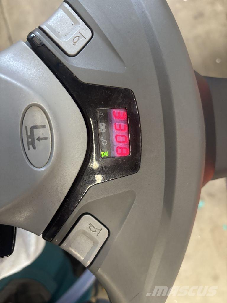 BT SWE120L Ručně vedené vysokozdvižné vozíky