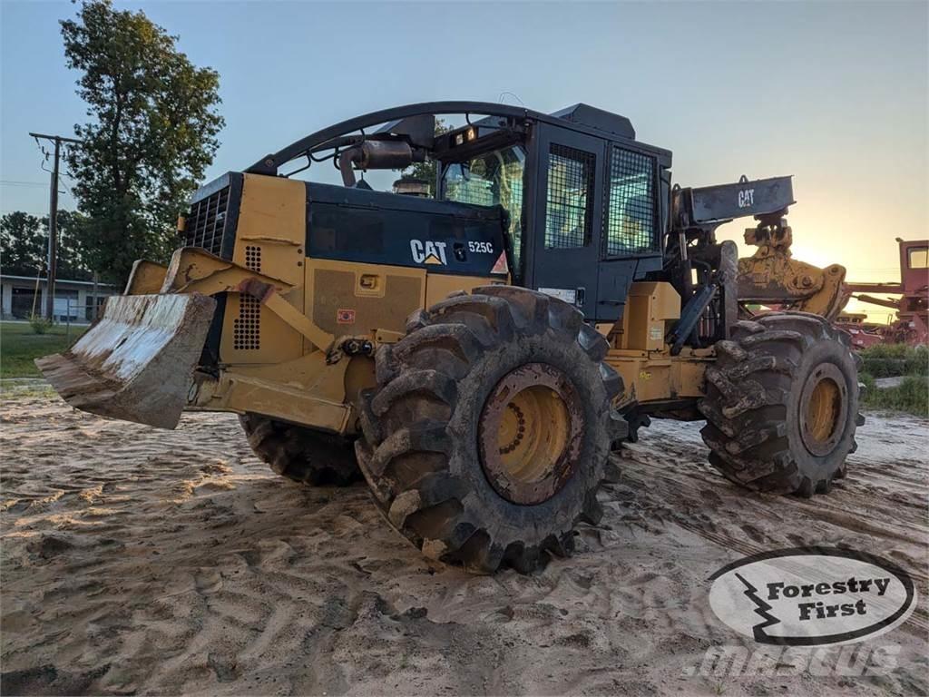 CAT 525C Skiddery