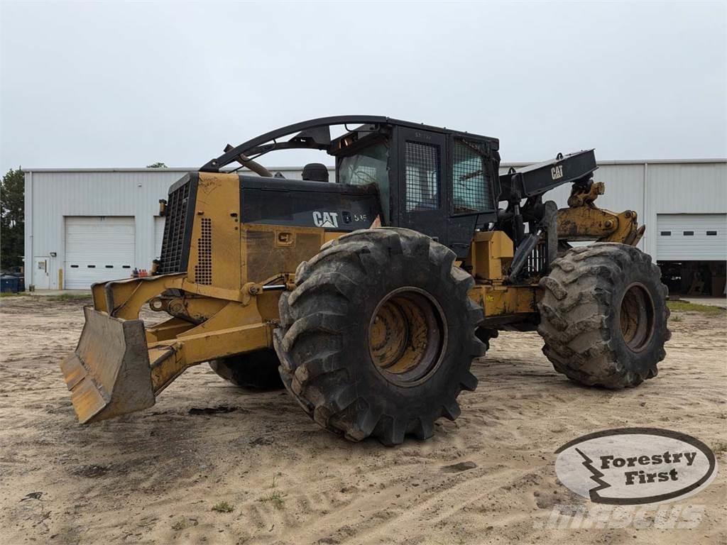 CAT 535C Skiddery