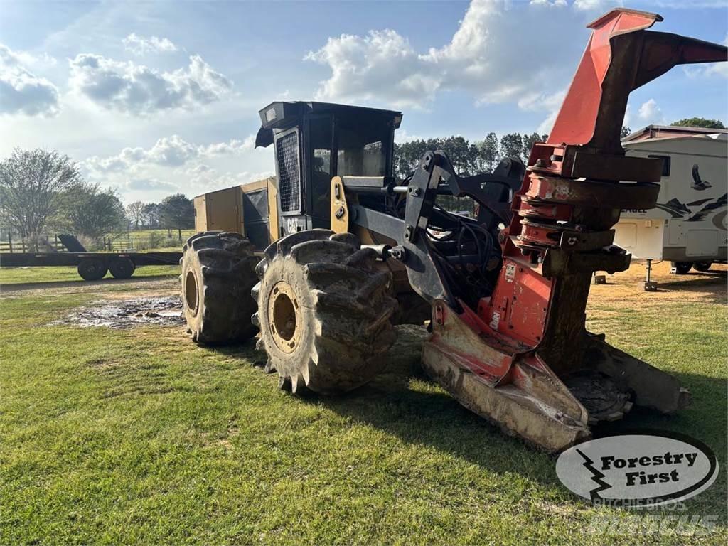 CAT 573C Kácecí harvestory
