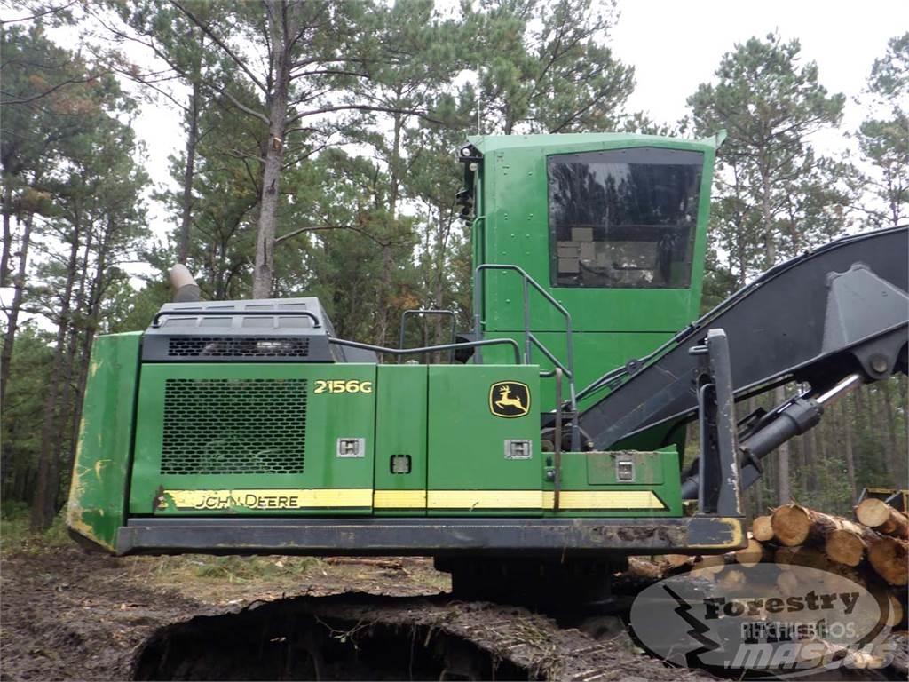 John Deere 2156G Lesní nakladače