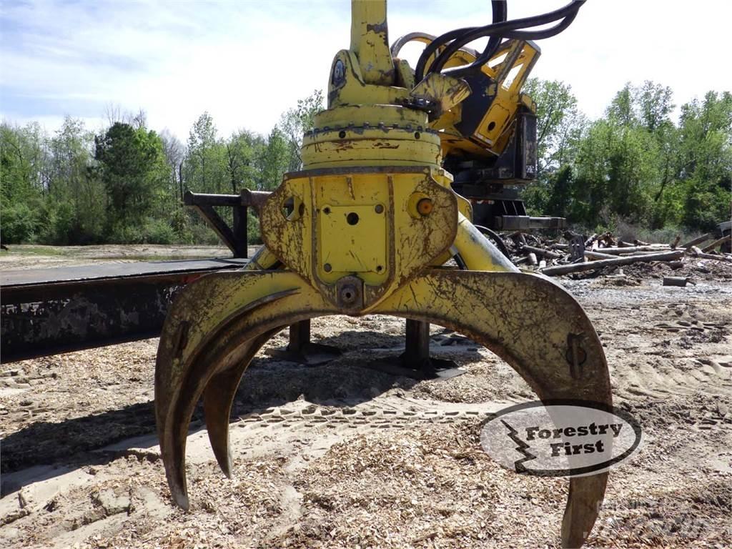John Deere 437E Lesní nakladače