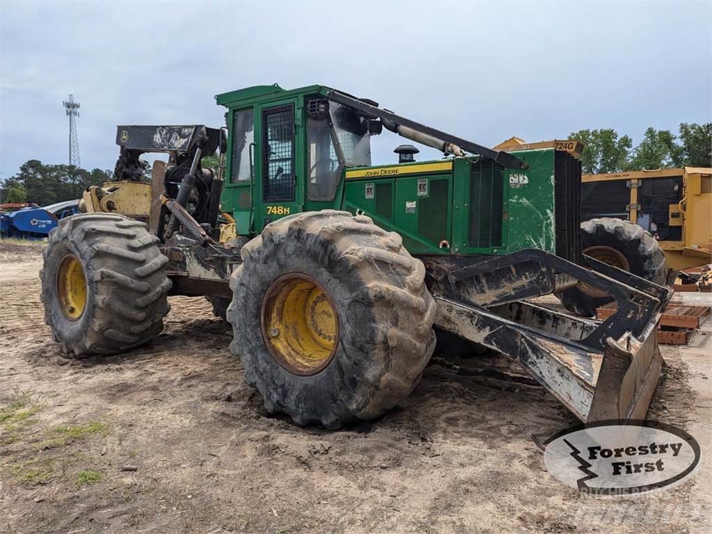 John Deere 748H Skiddery