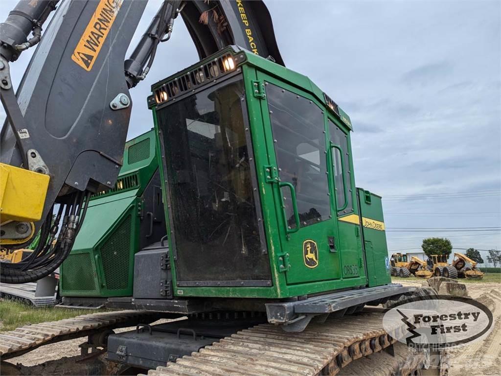 John Deere 853M Kácecí harvestory