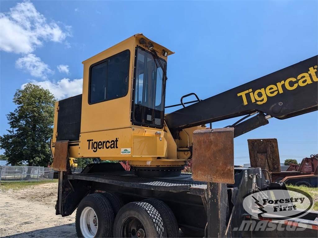 Tigercat 234B Lesní nakladače