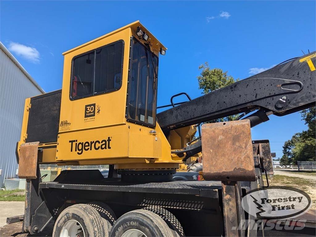 Tigercat 234b Lesní nakladače