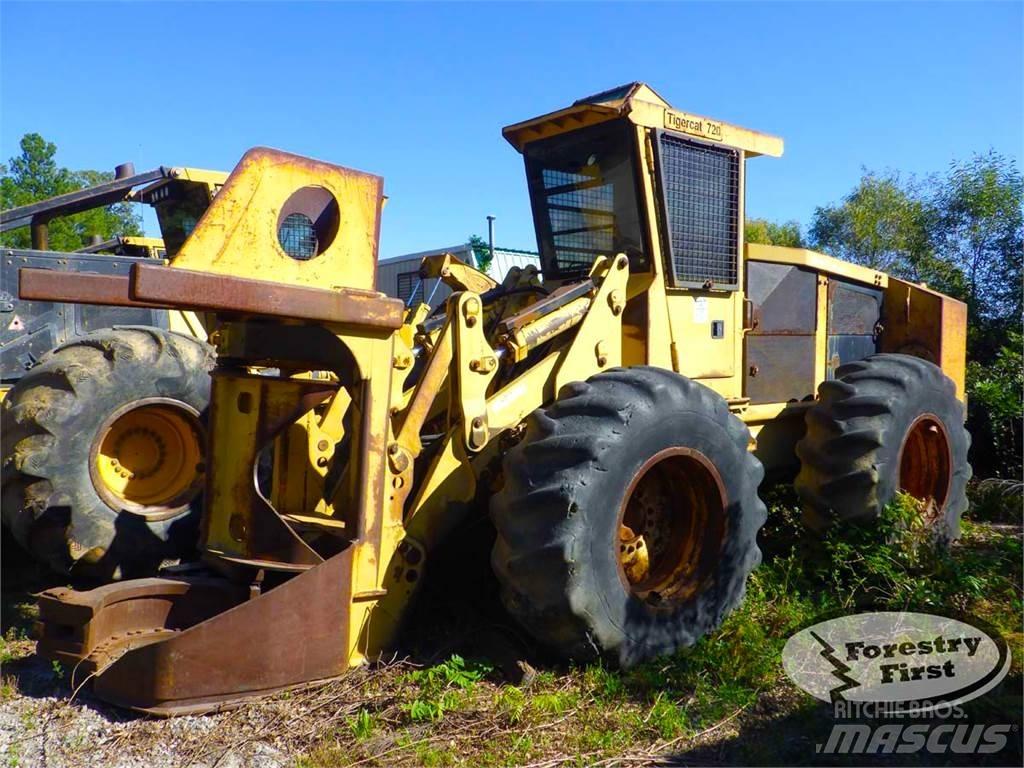 Tigercat 720 Kácecí harvestory