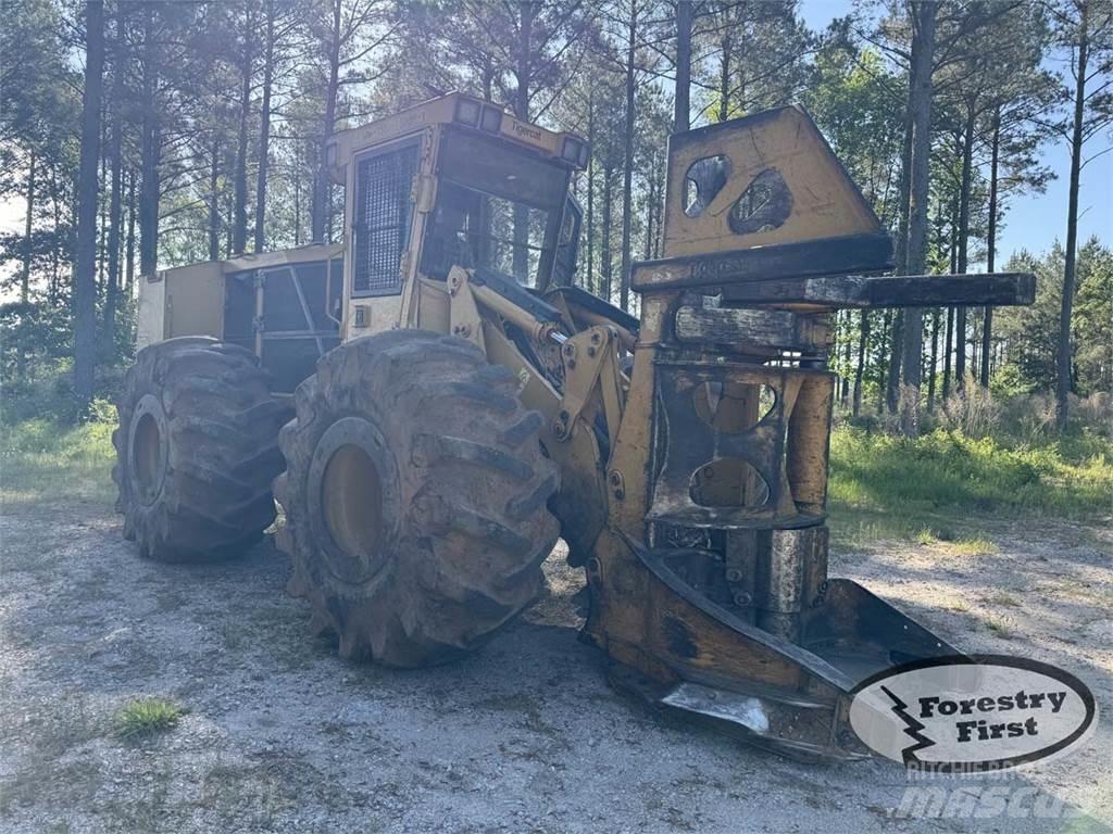 Tigercat 720G Kácecí harvestory