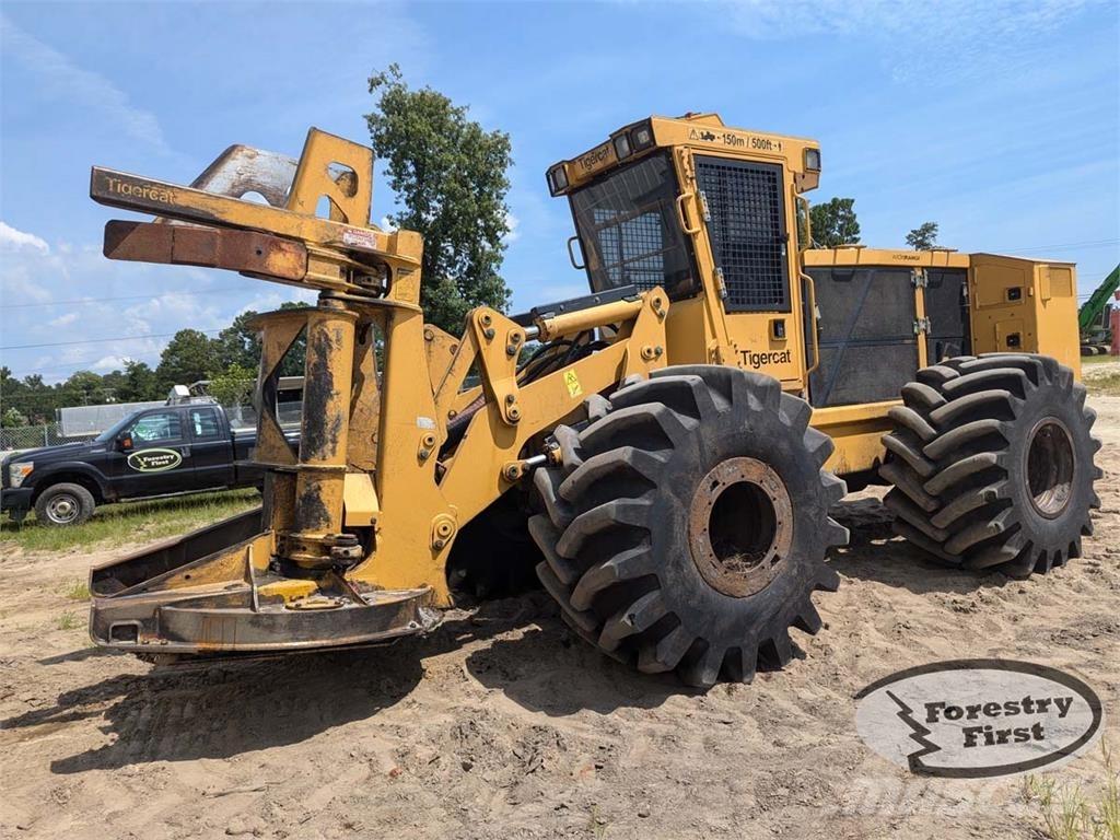 Tigercat 720G Kácecí harvestory