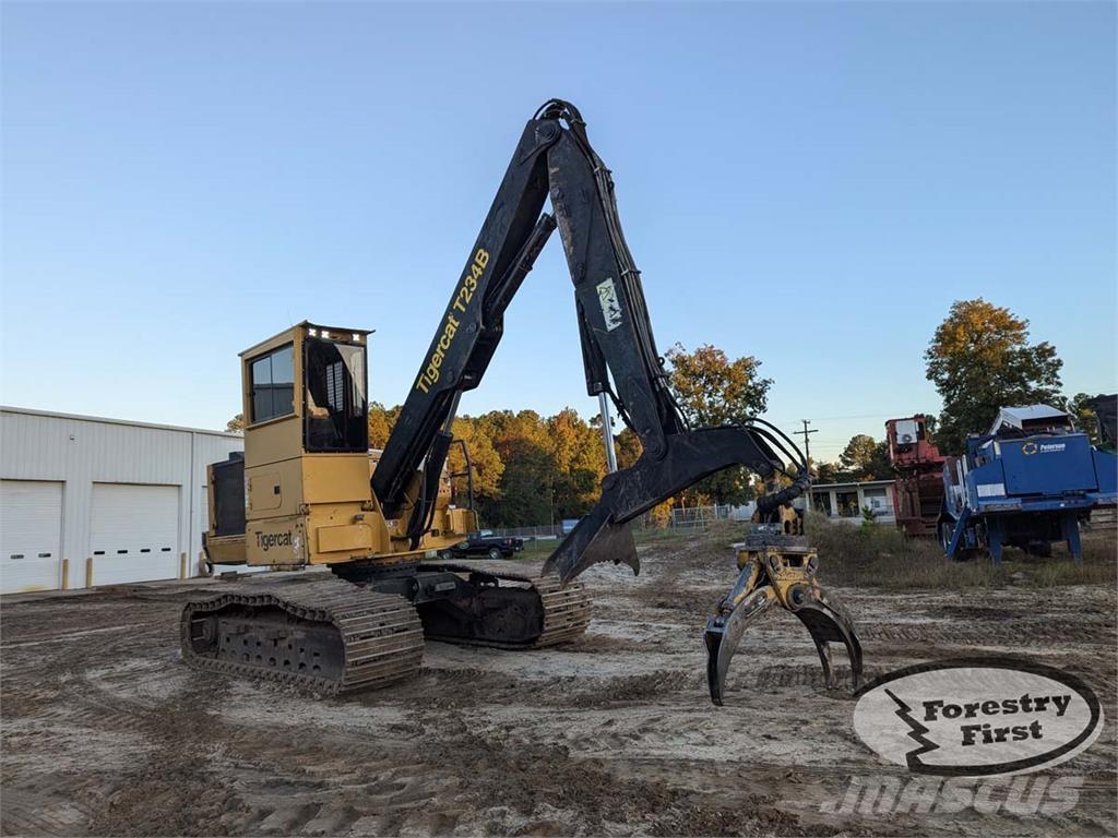 Tigercat T234B Lesní nakladače