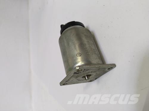 Valmet 840 Ostatní komponenty