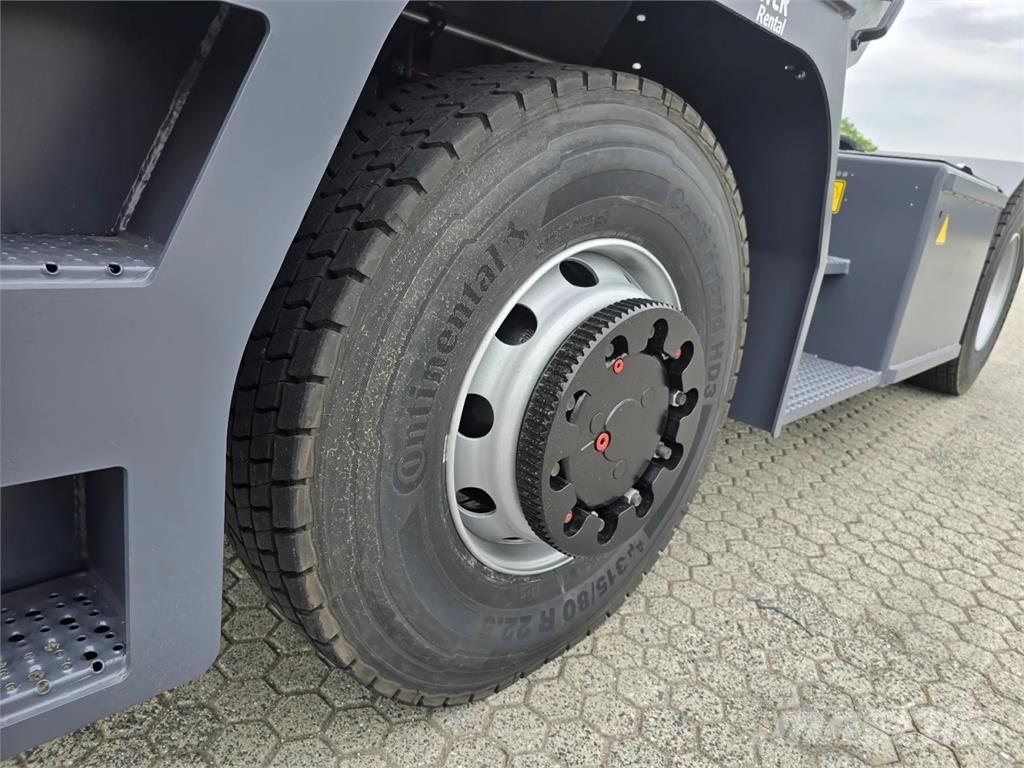 Mafi R336 4x4 Terminálový tahač