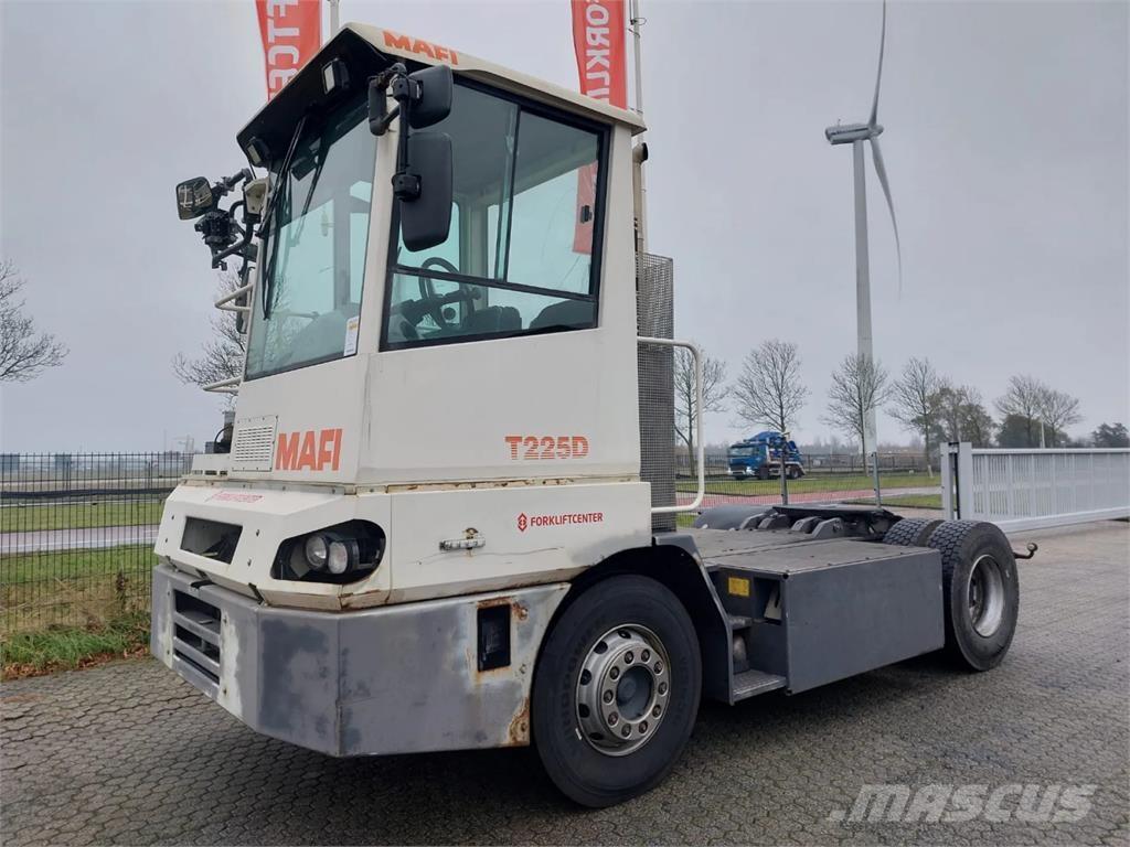 Mafi T225D Terminálový tahač
