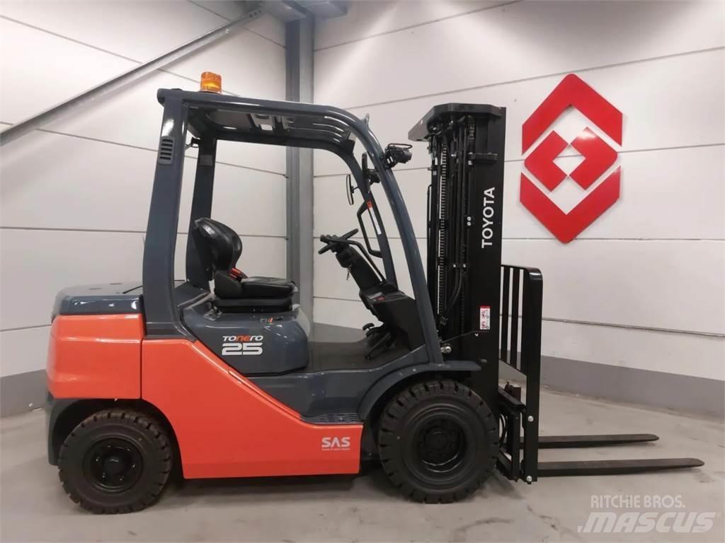 Toyota 52-8FDF25 Dieselové vozíky