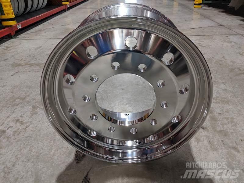  Accuride Pneumatiky, kola a ráfky