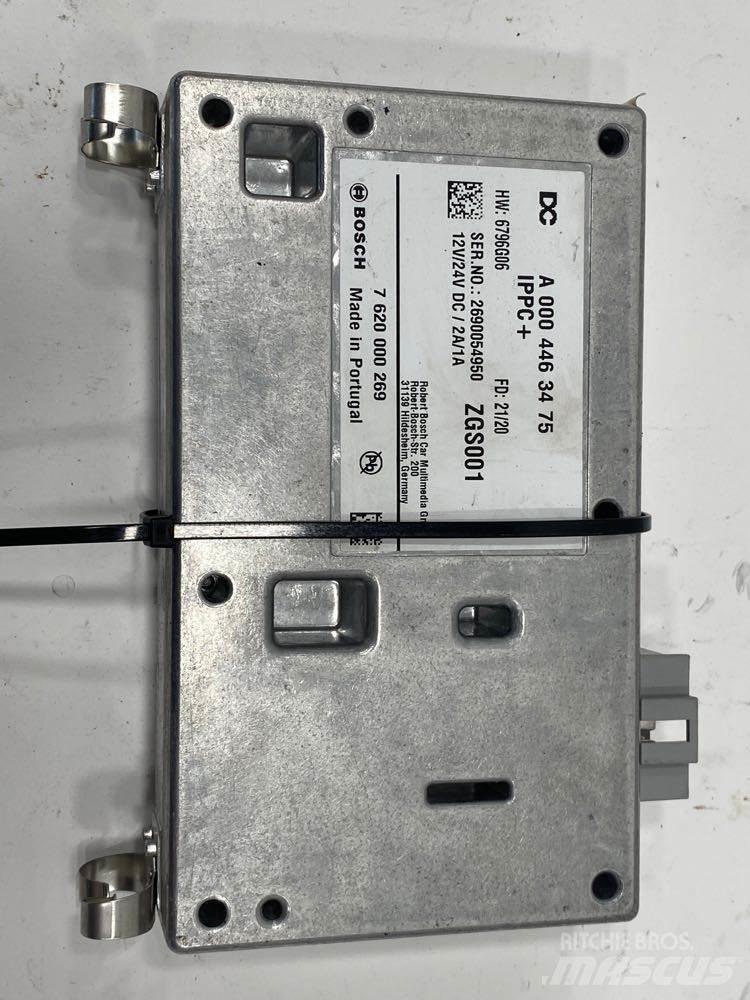 Bosch  Kabiny a interiér