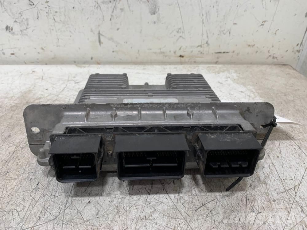 Ford F-550 Kabiny a interiér