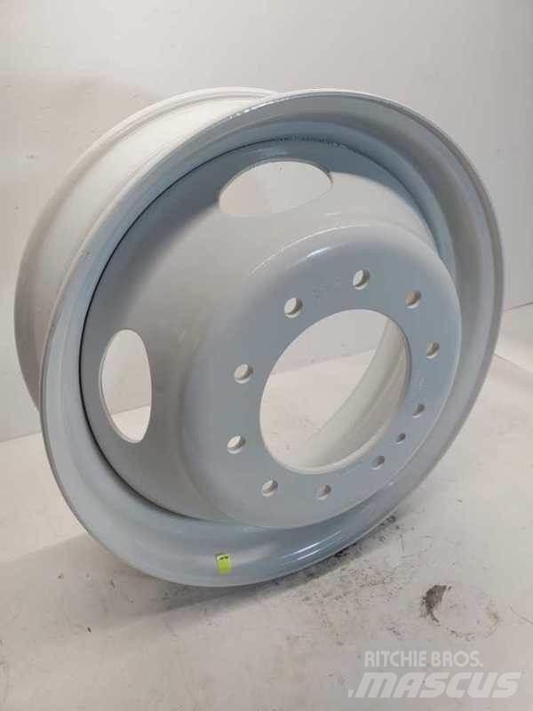 Ford F550 Pneumatiky, kola a ráfky