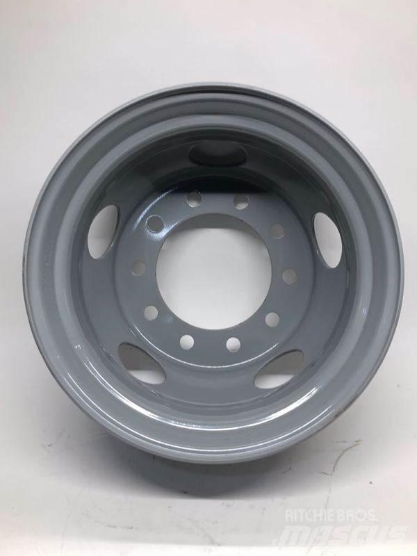 Ford F750 Pneumatiky, kola a ráfky