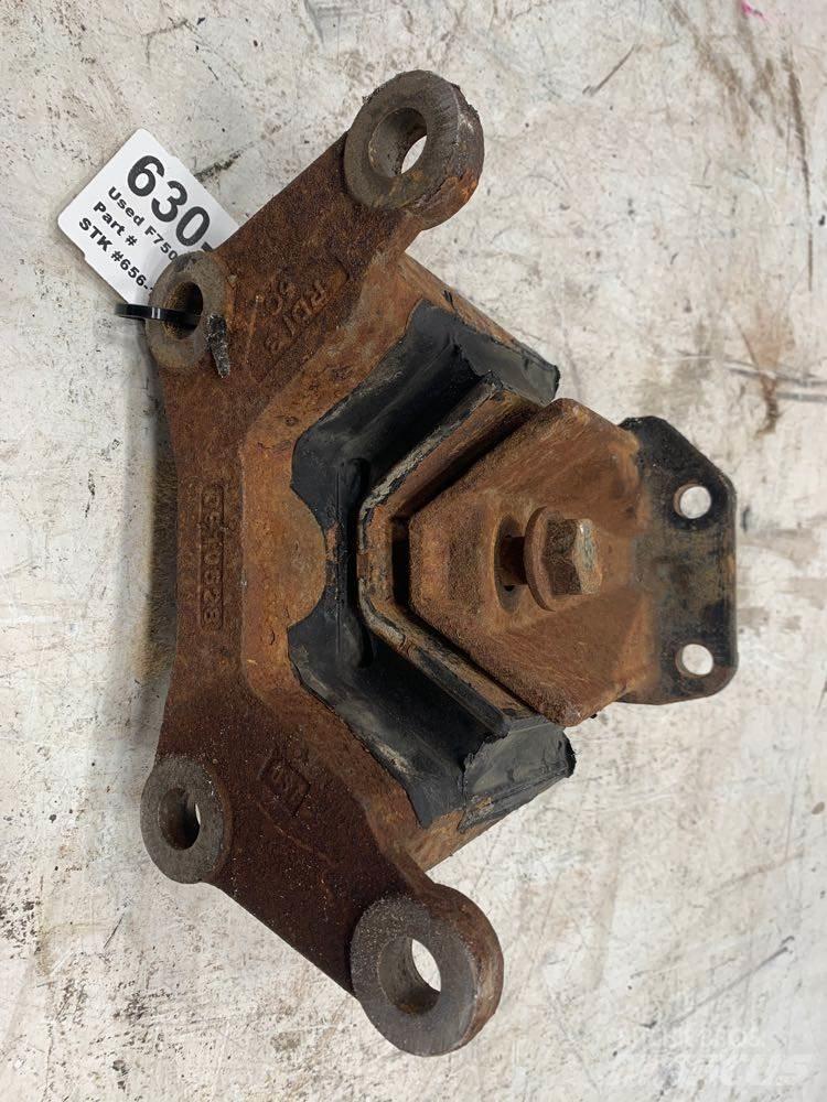 Ford F750 Kabiny a interiér