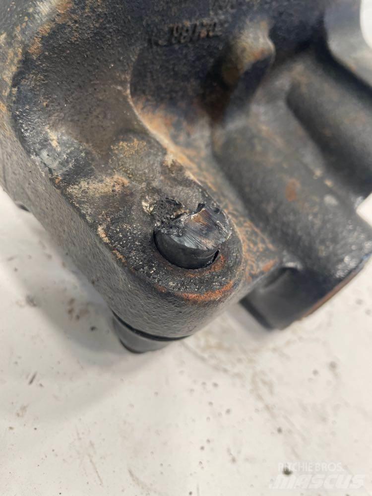 Ford F750 Podvozky a zavěšení kol