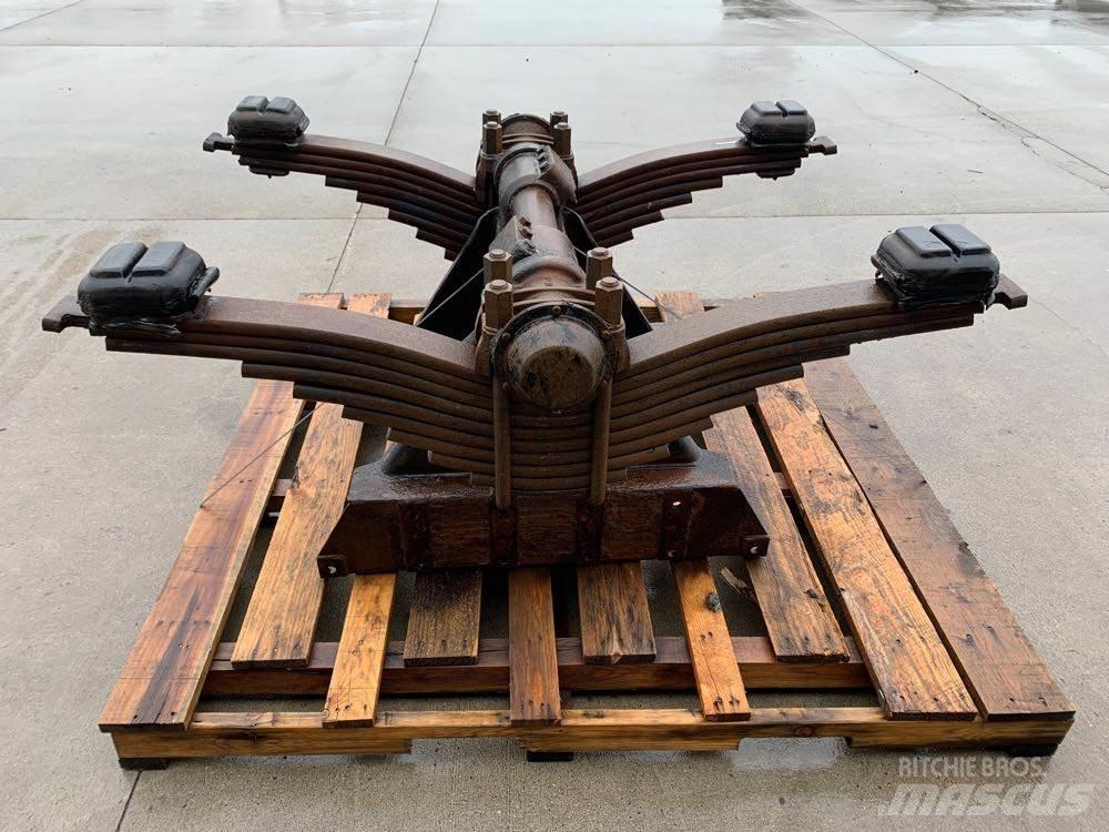 Mack CV713 Podvozky a zavěšení kol